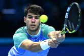 Carlos Alcaraz won op de ATP Finals dankzij een neusstrip. ©Getty Images