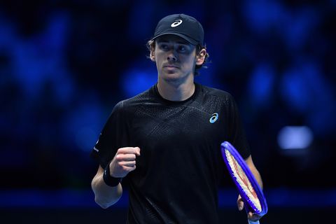 Toptennisser heeft helpende hand van Carlos Alcaraz nodig op ATP Finals: 'Ik ben dan zijn grootste fan'