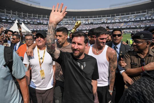 Bezoek voetbalicoon Lionel Messi aan India loopt finaal uit de klauwen: 'Ik ben geschokt'