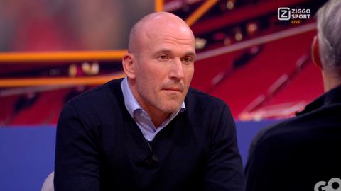 Flinke discussie tussen Alex Kroes en Ajax-legende om ambitie club: 'Dan hebben wij het ge-wel-dig gedaan'