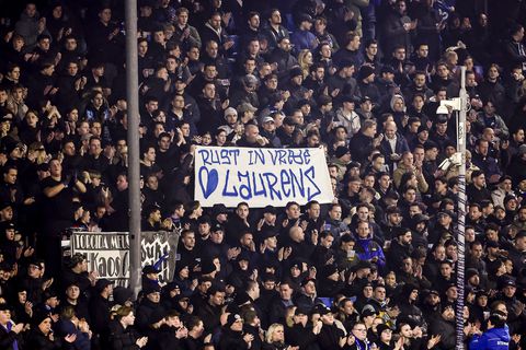 Supporters PSV en FC Den Bosch zorgen voor kippenvel met prachtig eerbetoon voor overleden fan (12)
