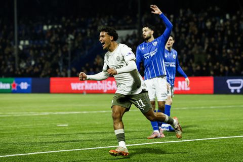 Live KNVB Beker | Woede bij FC Den Bosch-publiek in duel met PSV: feestvreugde tweemaal abrupt gestopt door arbitrage