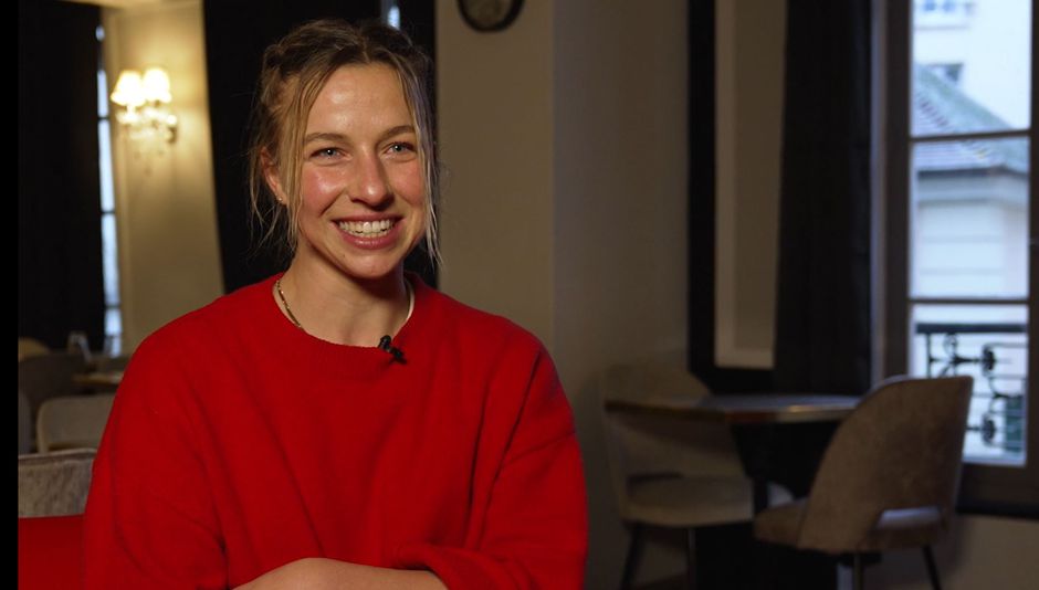 Jackie Groenen biecht bijzonder ritueel vlak voor het slapen op: 'Denk dat mijn vriend helemaal gek wordt'