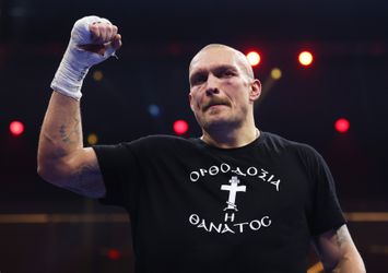 Opvallende uitdaging: boksicoon Oleksandr Usyk wil UFC-kampioen als volgende tegenstander