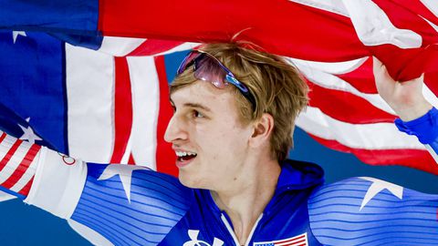 Thuisland wordt wakker na zegereeks topschaatser Jordan Stolz: 'Verenigde Staten heeft heel hard een held nodig'