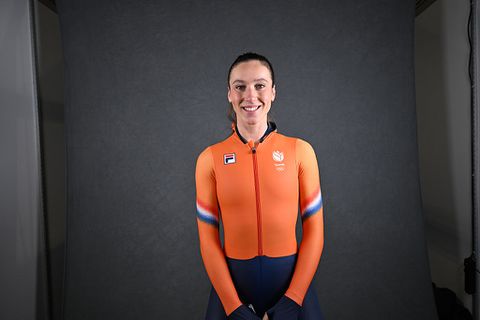 Bondscoach Niels Kerstholt hakt knoop door over meedoen Suzanne Schulting aan veelbesproken relay shorttrack