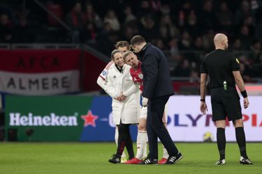 Oppermachtig Ajax wint met gemak van Fortuna Sittard maar heeft grote zorgen