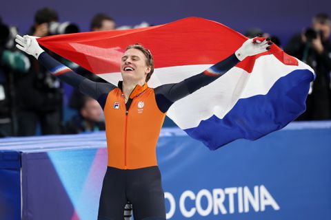 Weergaloze Jens van 't Wout knalt naar zijn tweede goud op Olympische Spelen in bizarre finale