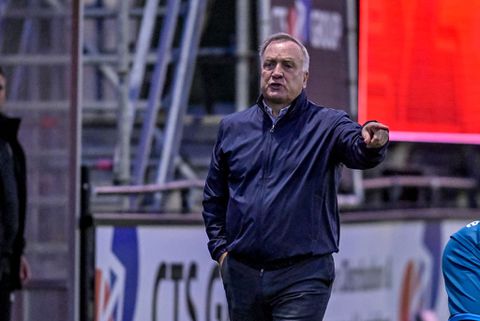 Dick Advocaat snapt niets van transfer Ajax: 'Waarom hebben ze hem gehaald?'