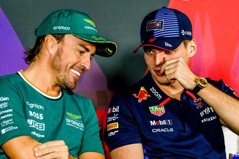 Max Verstappen hint op nieuwe uitdaging met succesvolle collega: 'Maar we moeten kunnen winnen'