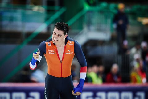 Uitzinnig commentaar bij sensationele schaatsshow van 'wonder' Jenning de Boo: 'Wat een natuurkracht'