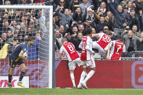 Welkome opsteker voor Ajax na weken van chaos: verdiende overwinning op FC Twente