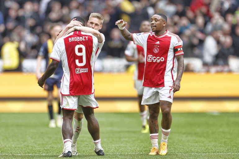 Statistieken: Ajax weer (even) op plek vijf na overwinning op FC Twente