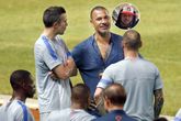 Riskante verkleedpartij van Oranje-recordinternational Wesley Sneijder: 'Ruud Gullit is er ook'