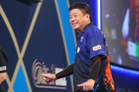 Steenoude darter uit Azië blijft jonkies vermorzelen en is op weg naar unieke prestatie