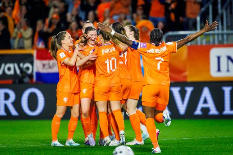 LIVE WK-kwalificatie | Grote domper voor Oranje Leeuwinnen in belangrijke clash: Frankrijk op gelijke hoogte