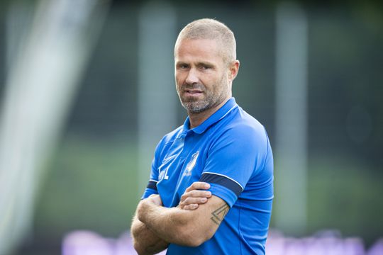 Oud-profvoetballer hekelt huidige mentaliteit binnen voetballerij: 'Ik heb eens frikandellen en kroketten neergelegd'