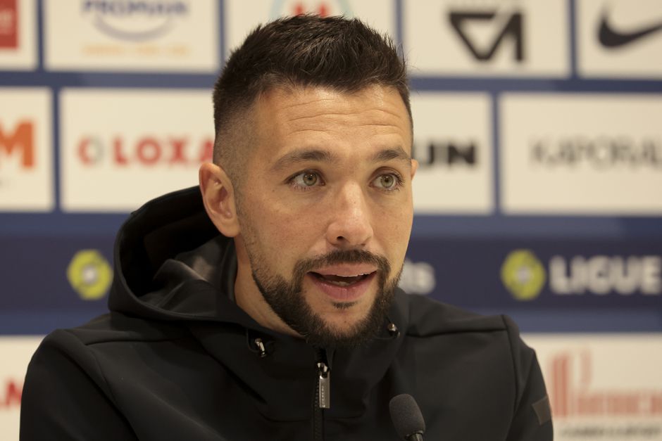 Dit is de denkwijze van de nieuwe Ajax-trainer Francesco Farioli: 'Vergiftigers halen het voetbal onderuit'