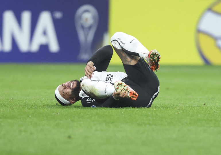 Fans van Corinthians vrezen het ergste na mededeling over Memphis Depay: 'Ik weet dat het slecht is'