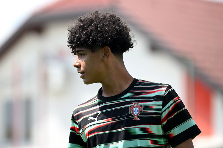 'Spectaculaire overstap lonkt voor zoon van Cristiano Ronaldo na debuut voor Portugal'