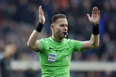 Geen Nederland, maar Danny Makkelie: scheidsrechter kiest voor zichzelf op EK