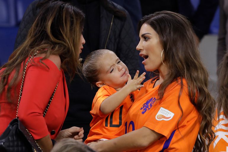 'Shocking' onthulling over uiterlijk van zoontje (9) Wesley Sneijder: 'Er wordt met ziektes gescholden'