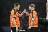 Dominant Nederland veegt schamele Schotten van het bord bij World Cup of Darts