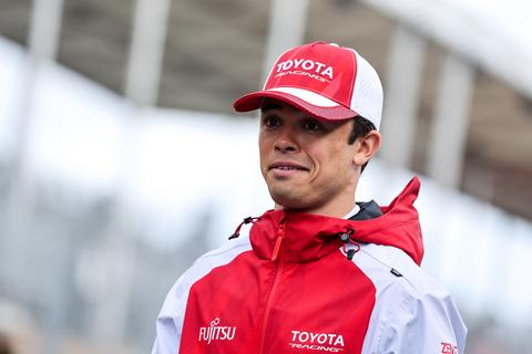 Nederlandse voormalig Formule 1-coureur schrijft geschiedenis tijdens iconische 24 uur van Le Mans