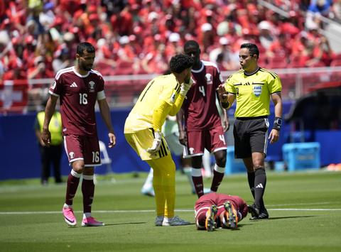 FIFA komt met opvallende verklaring voor curieus VAR-moment tijdens duel Qatar tegen Zwitserland
