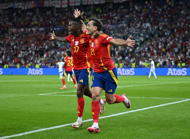 Supersub Oyarzabal bezorgt Spanje historische EK-titel na gevecht met Engeland