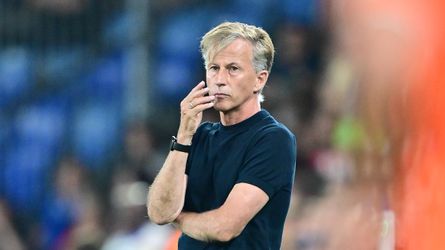 Oranje Leeuwinnen op EK ‘niet om aan te gluren’: ‘Ontzettend domme actie van Andries Jonker’