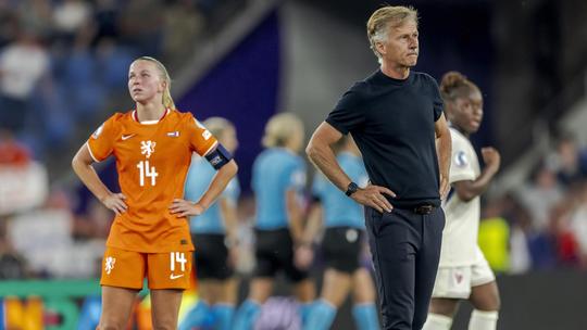 Bondscoach Andries Jonker trekt pijnlijke conclusie na mislukt EK met Oranje Leeuwinnen