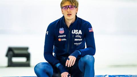 Topschaatser Jordan Stolz (22) zet nieuwe stap na geruchtmakende breuk