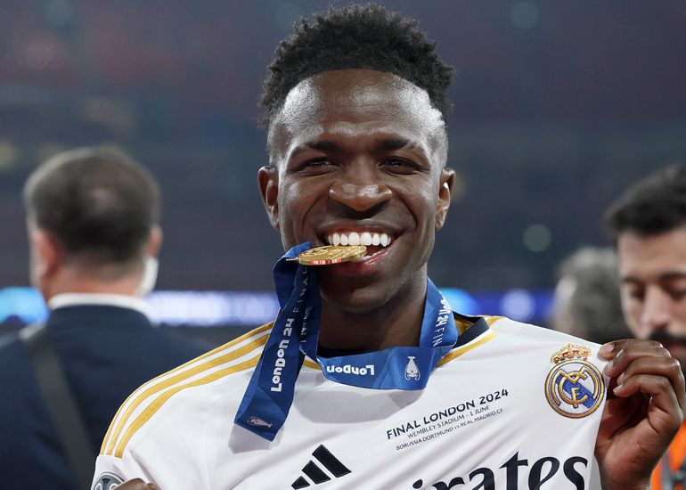 Twee miljard euro voor Vinicius Junior? Club uit Saoedi-Arabië wil records breken voor superster Real Madrid