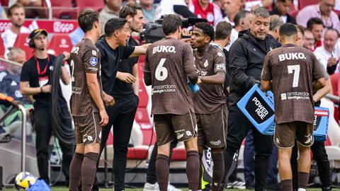 Promovendus ontdekt harde realiteit van de Eredivisie: 'Dit is een andere wereld'