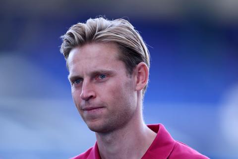 Woedende Frenkie de Jong haalt uit na ophef bij FC Barcelona: 'Ik laat dit niet meer gebeuren'