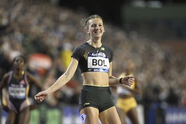 Femke Bol deelt na diamanten race schitterende boodschap voor jonge fans: 'Dan is het leven heel mooi'