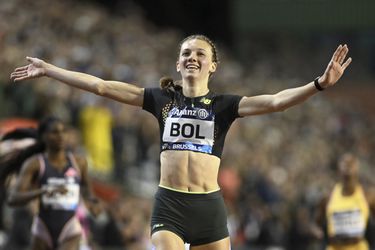 Superieure Femke Bol sluit seizoen in stijl af met vierde eindzege in Diamond League Finals op rij