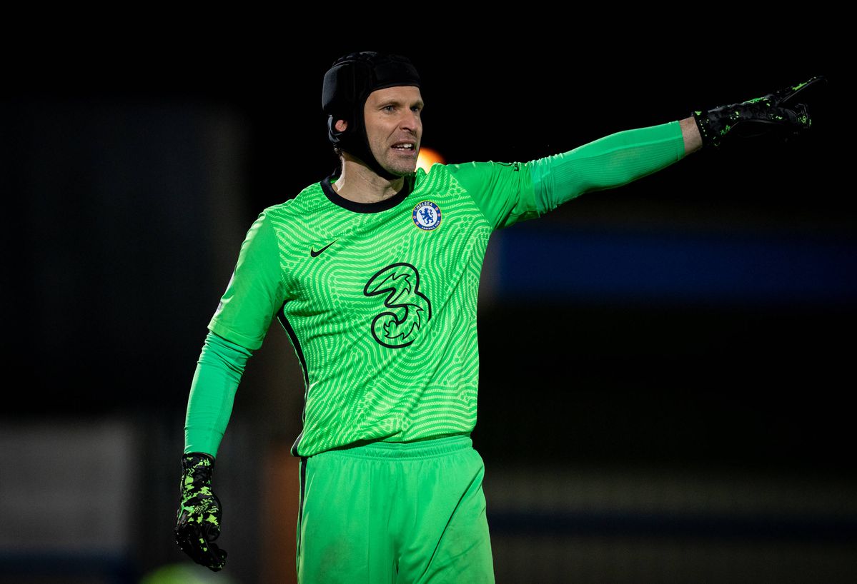 Petr Cech (42) door Franse ploeg benaderd om uit voetbalpensioen te komen