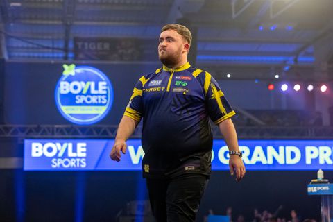 Bijzondere situatie voor Luke Littler: topdarter bevindt zich ineens in de gevarenzone