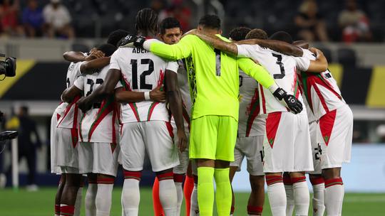 Poging tot nachtrust verstoren mislukt: spelers Suriname gaan op unieke wijze om met luid kabaal