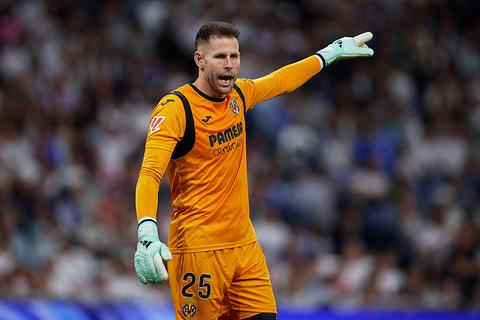 Topkeeper (36) doorbreekt stilte na angstaanjagende overval op gezin: 'Het was zeer traumatisch'