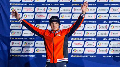 Jens van ‘t Wout krijgt opvallend advies van Harrie Lavreysen: ‘Blijkbaar moet je speechen’