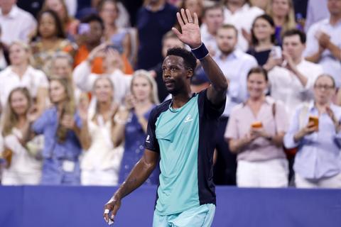 Naam van geliefde tennisser verschijnt plotseling op lijst van gestopte spelers