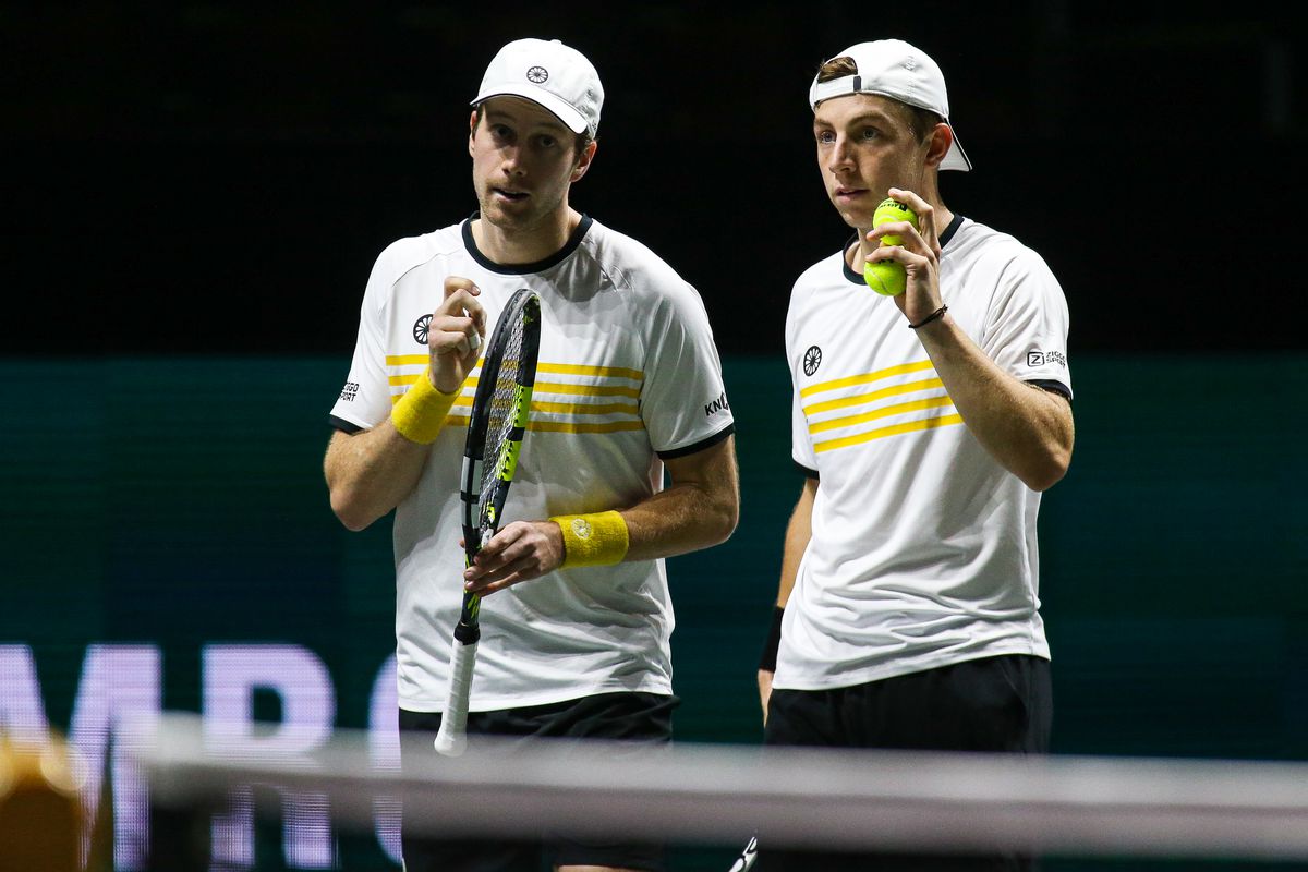 Nederlandse tennissers lopen 'groot risico' bij beladen duel met Rafael Nadal: 'Dan moet je snel weg zijn'