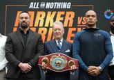 Joseph Parker naast zijn opponent Fabio Wardley voor zijn laatste partij.

© GettyImages