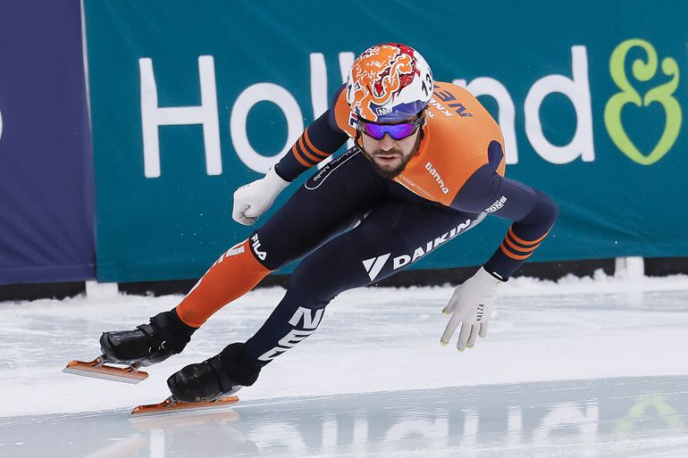 Topshorttracker Sjinkie Knegt komt met schokkend nieuws in aanloop naar Winterspelen: 'Het herstelt niet snel genoeg'