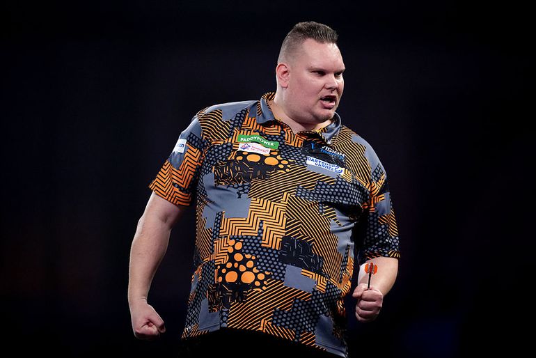 Nederlander Wesley Plaisier opent WK darts met zege op sterke Duitser