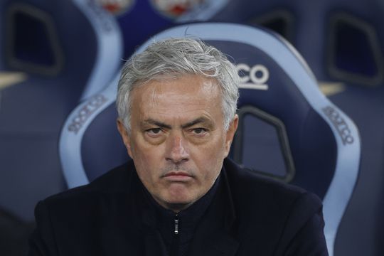 Positie José Mourinho bij AS Roma wankelt: 'Ze denken dat ik Harry Potter ben'