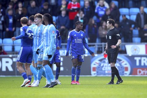 Ghanees zegt vanwege clubverplichtingen af voor Afrika Cup, krijgt direct rood in competitie